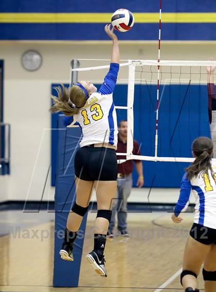 Thumbnail 3 in Ennis @ Corsicana photogallery.