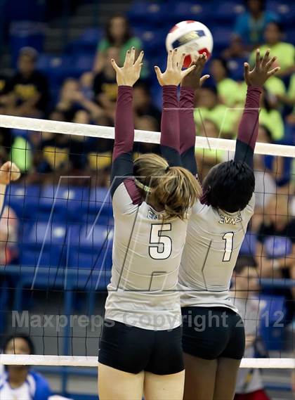 Thumbnail 2 in Ennis @ Corsicana photogallery.