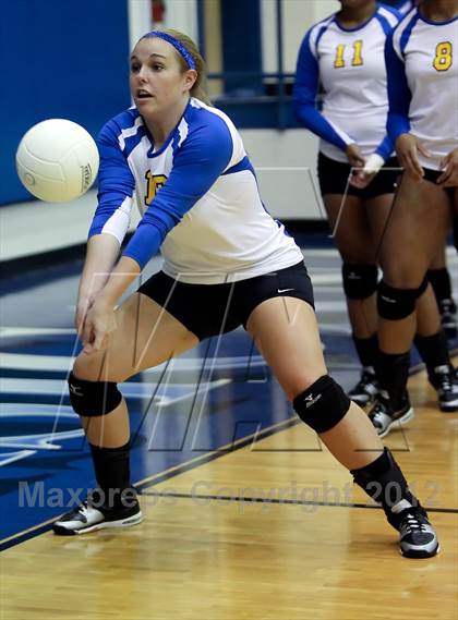 Thumbnail 2 in Ennis @ Corsicana photogallery.