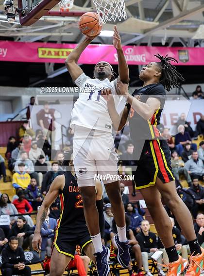 Thumbnail 1 in Oak Hill Academy vs. Brewster Academy National (Army National Guard Hoophall Classic) photogallery.