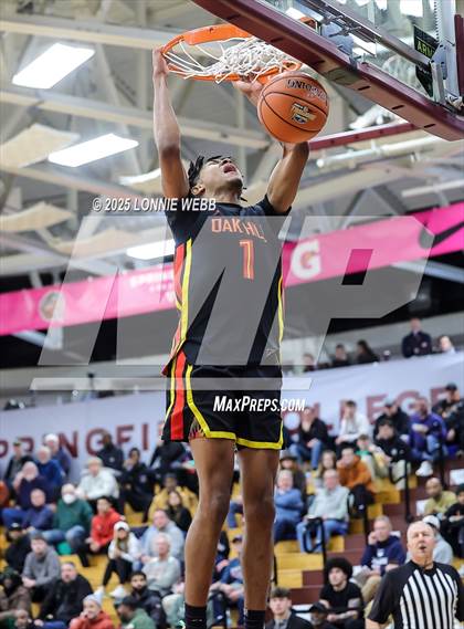 Thumbnail 2 in Oak Hill Academy vs. Brewster Academy National (Army National Guard Hoophall Classic) photogallery.