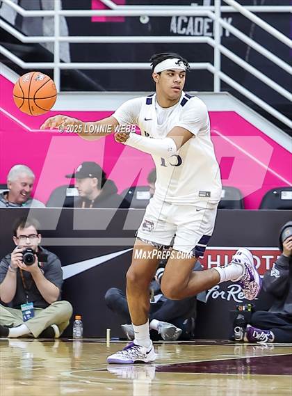 Thumbnail 1 in Oak Hill Academy vs. Brewster Academy National (Army National Guard Hoophall Classic) photogallery.