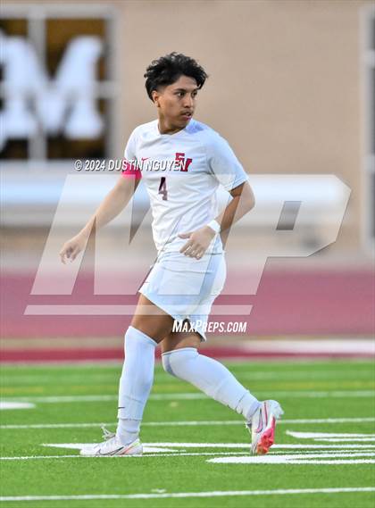 Thumbnail 1 in A&M Consolidated vs. East View (UIL 5A Region III Area Round) photogallery.