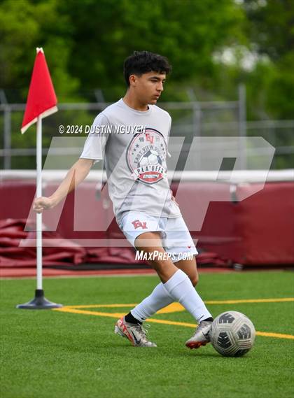 Thumbnail 3 in A&M Consolidated vs. East View (UIL 5A Region III Area Round) photogallery.