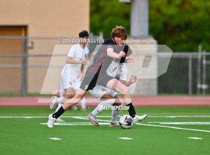 Thumbnail 1 in A&M Consolidated vs. East View (UIL 5A Region III Area Round) photogallery.