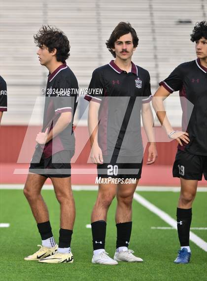 Thumbnail 2 in A&M Consolidated vs. East View (UIL 5A Region III Area Round) photogallery.