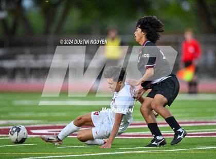 Thumbnail 3 in A&M Consolidated vs. East View (UIL 5A Region III Area Round) photogallery.