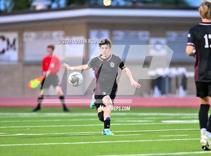 Thumbnail 2 in A&M Consolidated vs. East View (UIL 5A Region III Area Round) photogallery.