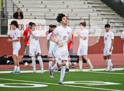 Thumbnail 2 in A&M Consolidated vs. East View (UIL 5A Region III Area Round) photogallery.