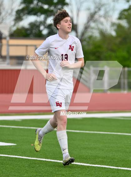 Thumbnail 3 in A&M Consolidated vs. East View (UIL 5A Region III Area Round) photogallery.