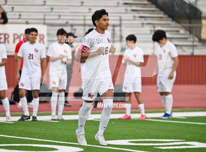 Thumbnail 3 in A&M Consolidated vs. East View (UIL 5A Region III Area Round) photogallery.
