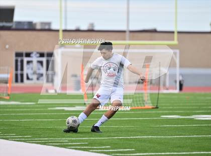 Thumbnail 1 in A&M Consolidated vs. East View (UIL 5A Region III Area Round) photogallery.
