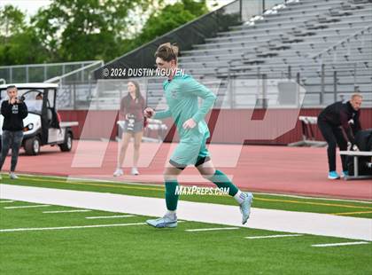 Thumbnail 3 in A&M Consolidated vs. East View (UIL 5A Region III Area Round) photogallery.