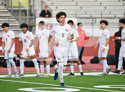 Thumbnail 2 in A&M Consolidated vs. East View (UIL 5A Region III Area Round) photogallery.
