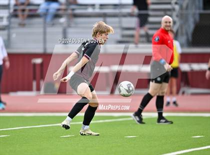 Thumbnail 3 in A&M Consolidated vs. East View (UIL 5A Region III Area Round) photogallery.