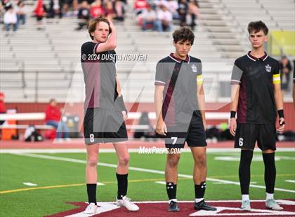 Thumbnail 2 in A&M Consolidated vs. East View (UIL 5A Region III Area Round) photogallery.