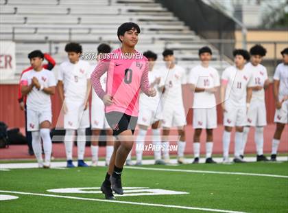 Thumbnail 3 in A&M Consolidated vs. East View (UIL 5A Region III Area Round) photogallery.