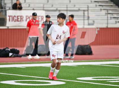 Thumbnail 2 in A&M Consolidated vs. East View (UIL 5A Region III Area Round) photogallery.