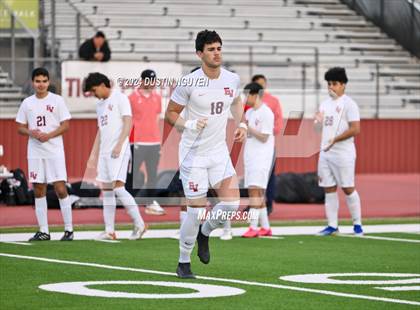 Thumbnail 2 in A&M Consolidated vs. East View (UIL 5A Region III Area Round) photogallery.