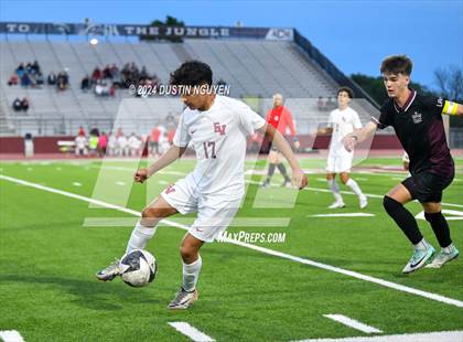 Thumbnail 1 in A&M Consolidated vs. East View (UIL 5A Region III Area Round) photogallery.