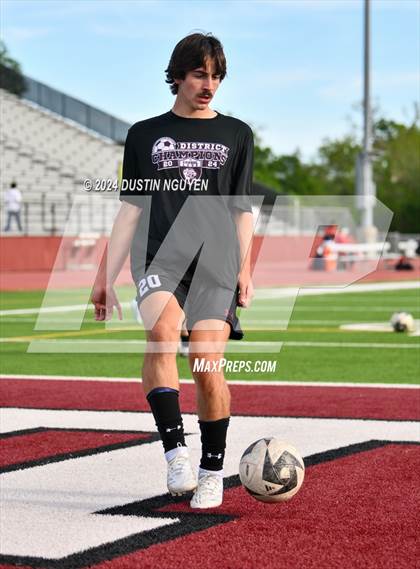 Thumbnail 3 in A&M Consolidated vs. East View (UIL 5A Region III Area Round) photogallery.