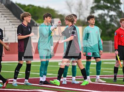 Thumbnail 3 in A&M Consolidated vs. East View (UIL 5A Region III Area Round) photogallery.