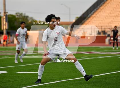Thumbnail 3 in A&M Consolidated vs. East View (UIL 5A Region III Area Round) photogallery.