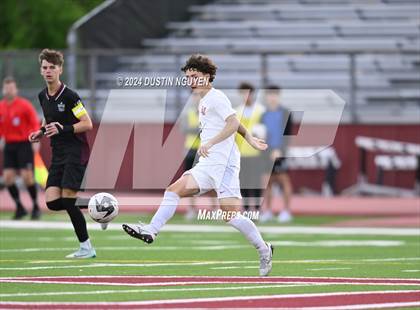 Thumbnail 3 in A&M Consolidated vs. East View (UIL 5A Region III Area Round) photogallery.