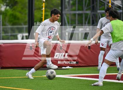 Thumbnail 1 in A&M Consolidated vs. East View (UIL 5A Region III Area Round) photogallery.