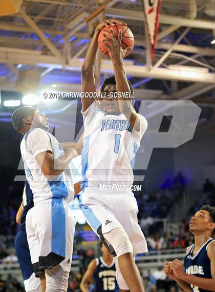 Thumbnail 3 in Washington County vs. Henderson Collegiate (NCHSAA 1A Regional Round) photogallery.