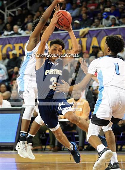 Thumbnail 3 in Washington County vs. Henderson Collegiate (NCHSAA 1A Regional Round) photogallery.
