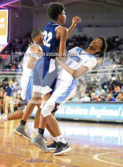 Thumbnail 3 in Washington County vs. Henderson Collegiate (NCHSAA 1A Regional Round) photogallery.