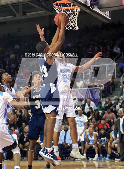 Thumbnail 2 in Washington County vs. Henderson Collegiate (NCHSAA 1A Regional Round) photogallery.