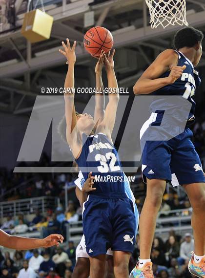 Thumbnail 3 in Washington County vs. Henderson Collegiate (NCHSAA 1A Regional Round) photogallery.