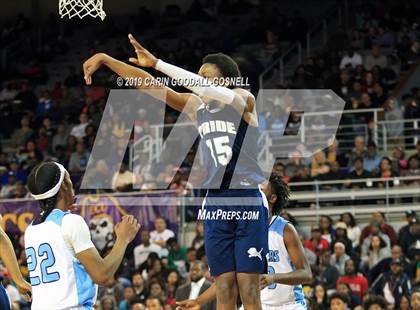 Thumbnail 3 in Washington County vs. Henderson Collegiate (NCHSAA 1A Regional Round) photogallery.
