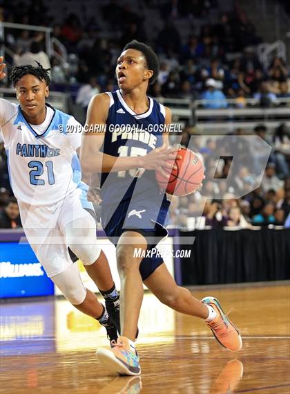 Thumbnail 2 in Washington County vs. Henderson Collegiate (NCHSAA 1A Regional Round) photogallery.