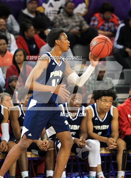 Thumbnail 2 in Washington County vs. Henderson Collegiate (NCHSAA 1A Regional Round) photogallery.