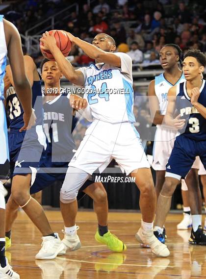 Thumbnail 2 in Washington County vs. Henderson Collegiate (NCHSAA 1A Regional Round) photogallery.