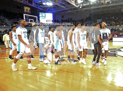 Thumbnail 2 in Washington County vs. Henderson Collegiate (NCHSAA 1A Regional Round) photogallery.