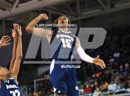 Thumbnail 2 in Washington County vs. Henderson Collegiate (NCHSAA 1A Regional Round) photogallery.