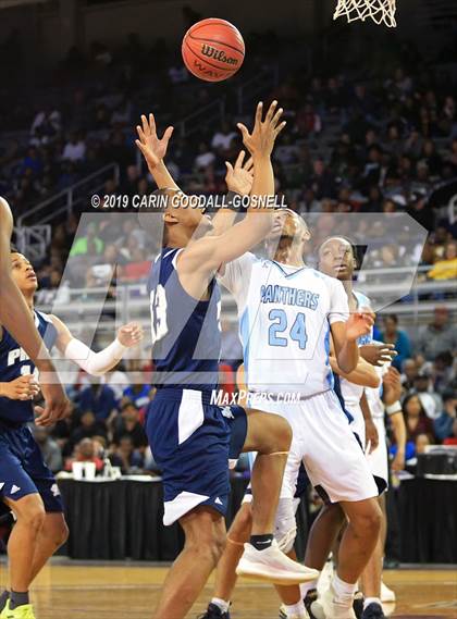 Thumbnail 1 in Washington County vs. Henderson Collegiate (NCHSAA 1A Regional Round) photogallery.
