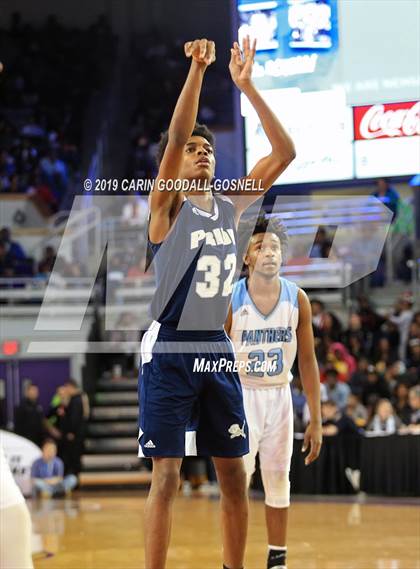 Thumbnail 2 in Washington County vs. Henderson Collegiate (NCHSAA 1A Regional Round) photogallery.