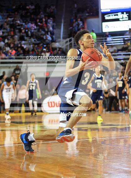 Thumbnail 1 in Washington County vs. Henderson Collegiate (NCHSAA 1A Regional Round) photogallery.