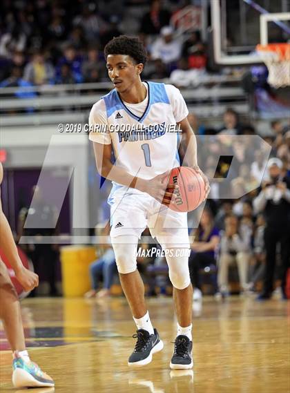 Thumbnail 3 in Washington County vs. Henderson Collegiate (NCHSAA 1A Regional Round) photogallery.