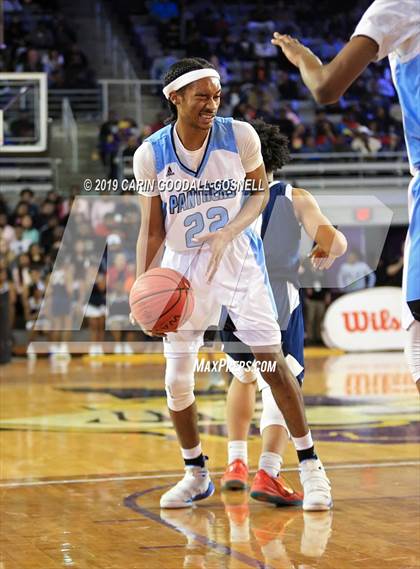 Thumbnail 2 in Washington County vs. Henderson Collegiate (NCHSAA 1A Regional Round) photogallery.