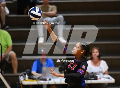 Thumbnail 3 in Metairie Park Country Day @ Mount Carmel Academy photogallery.