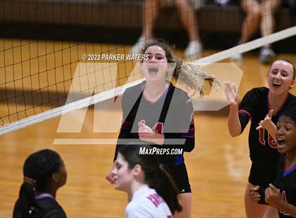 Thumbnail 1 in Metairie Park Country Day @ Mount Carmel Academy photogallery.