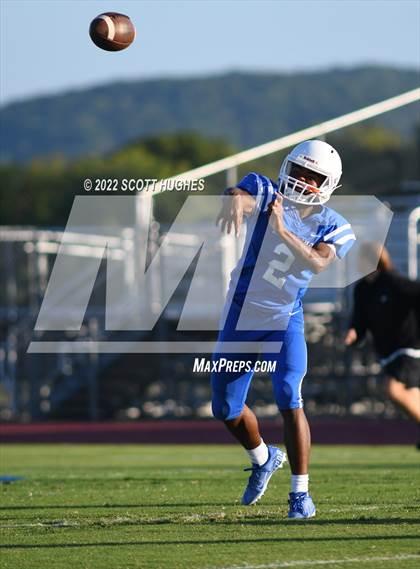 Thumbnail 1 in Wilson Central @ Lebanon photogallery.