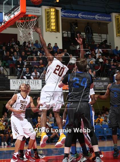 Thumbnail 2 in Saunders vs Mt. Vernon (Section 1 Class AA Semifinal) photogallery.