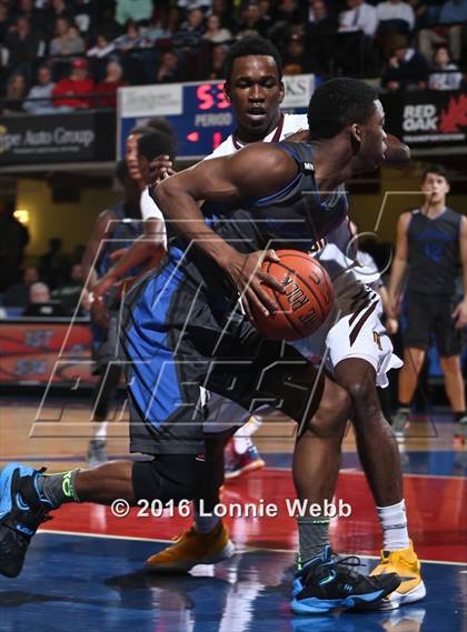 Thumbnail 2 in Saunders vs Mt. Vernon (Section 1 Class AA Semifinal) photogallery.